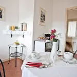 Bed & Breakfast Al Centro Di 4*