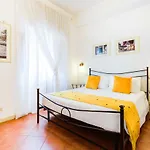 Al Centro Di Bed & Breakfast 4*