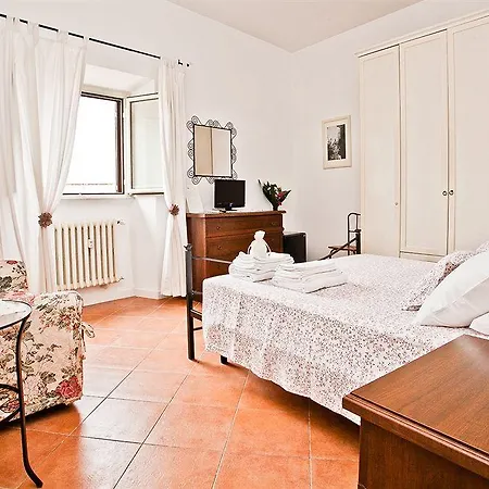 Al Centro Di Bed & Breakfast 4*