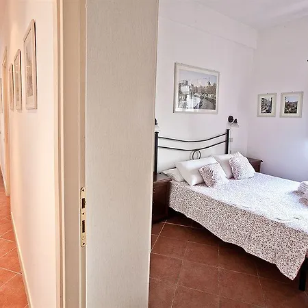 Bed & Breakfast Al Centro Di 4*