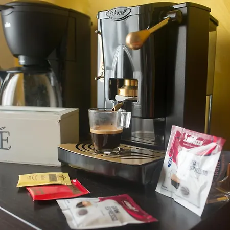 Al Centro Di לינה וארוחת בוקר 4*