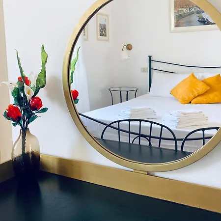 Bed & Breakfast Al Centro Di 4*