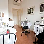 Al Centro Di Bed & Breakfast Rom